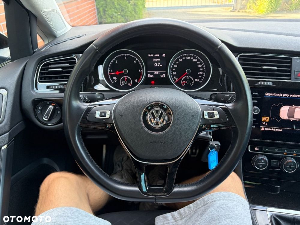 Volkswagen Golf 1.6 TDI SCR Comfortline - 15