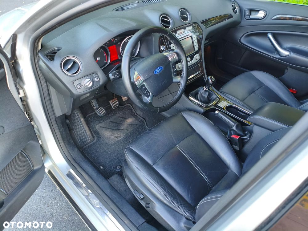 Ford Mondeo 2.2 TDCi Ghia - 10