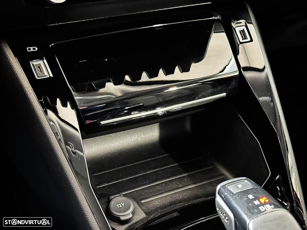 Peugeot e-2008 50 kWh Allure Pack - 47