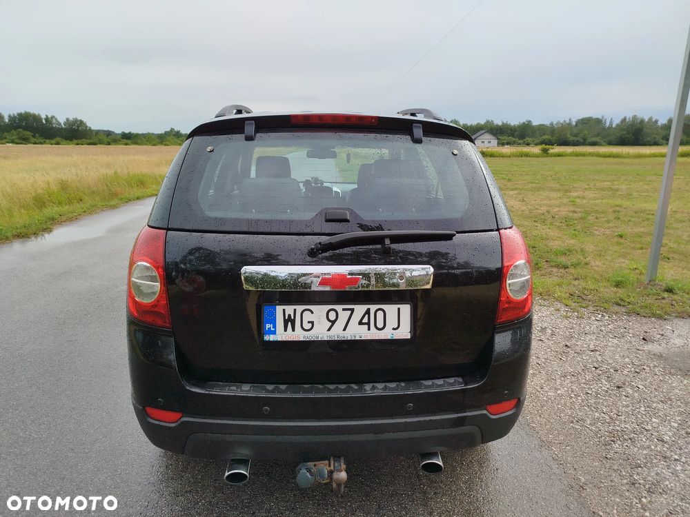 Chevrolet Captiva ver-2-0-d-lt-high - 9