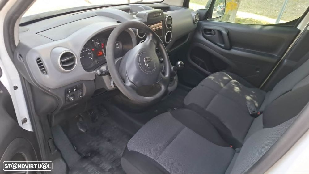 Citroën BERLINGO 1.6 HDI LONGA - 11