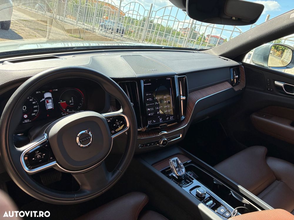 Volvo XC 60 Recharge T6 Twin Engine eAWD Inscription Expression - 10