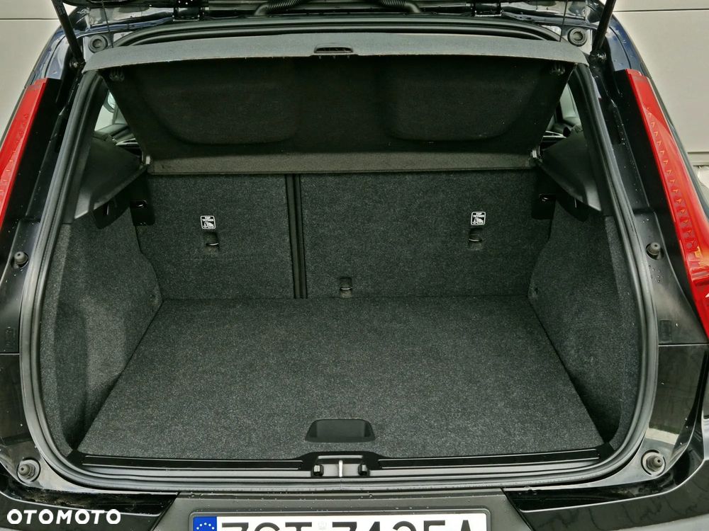 Volvo XC 40 D3 Momentum - 38