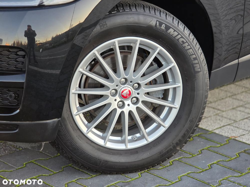 Jaguar F-Pace 2.0 i4D AWD Prestige - 34