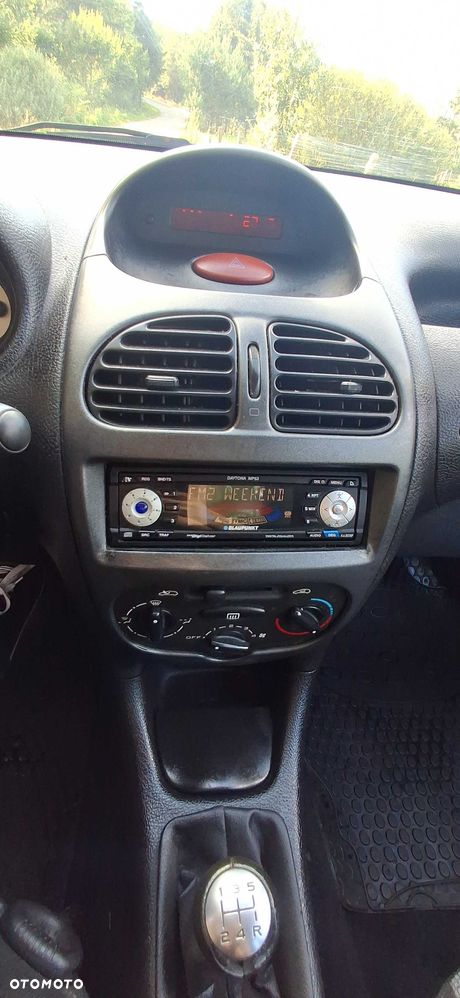 Peugeot 206 - 7