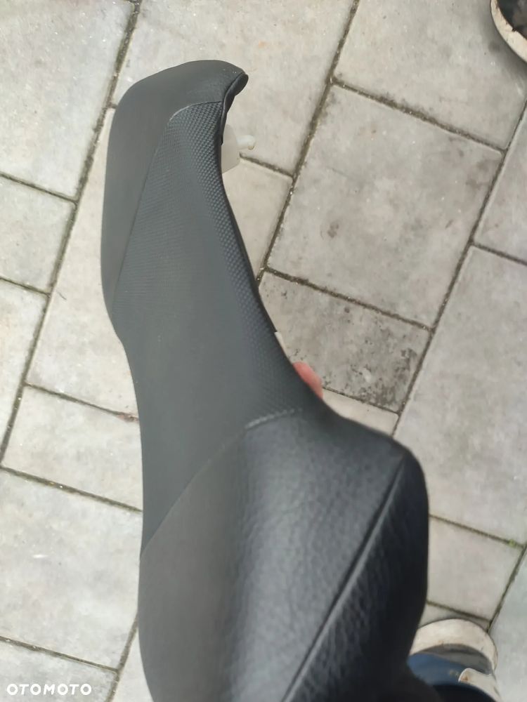 Oparcie Suzuki Burgman 650 - 6