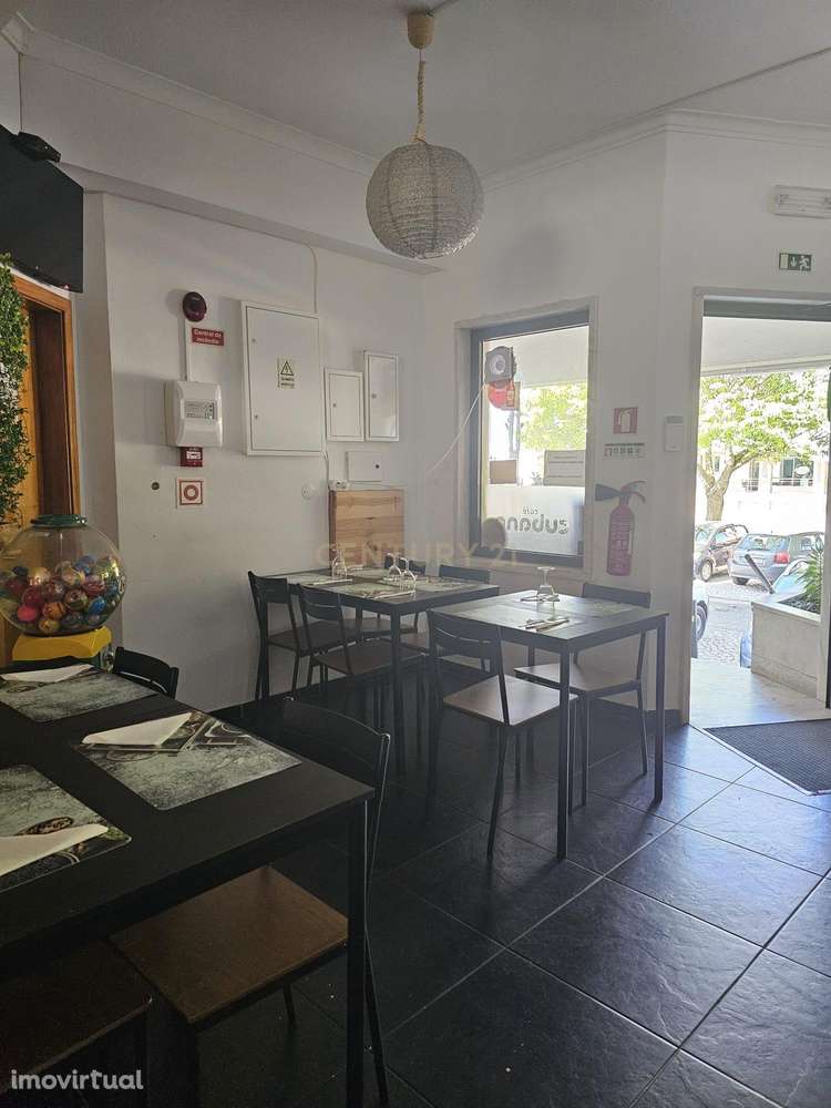 Restaurante para trespasse na Costa da Caparica - Excelente localizaçã - Grande imagem: 3/11