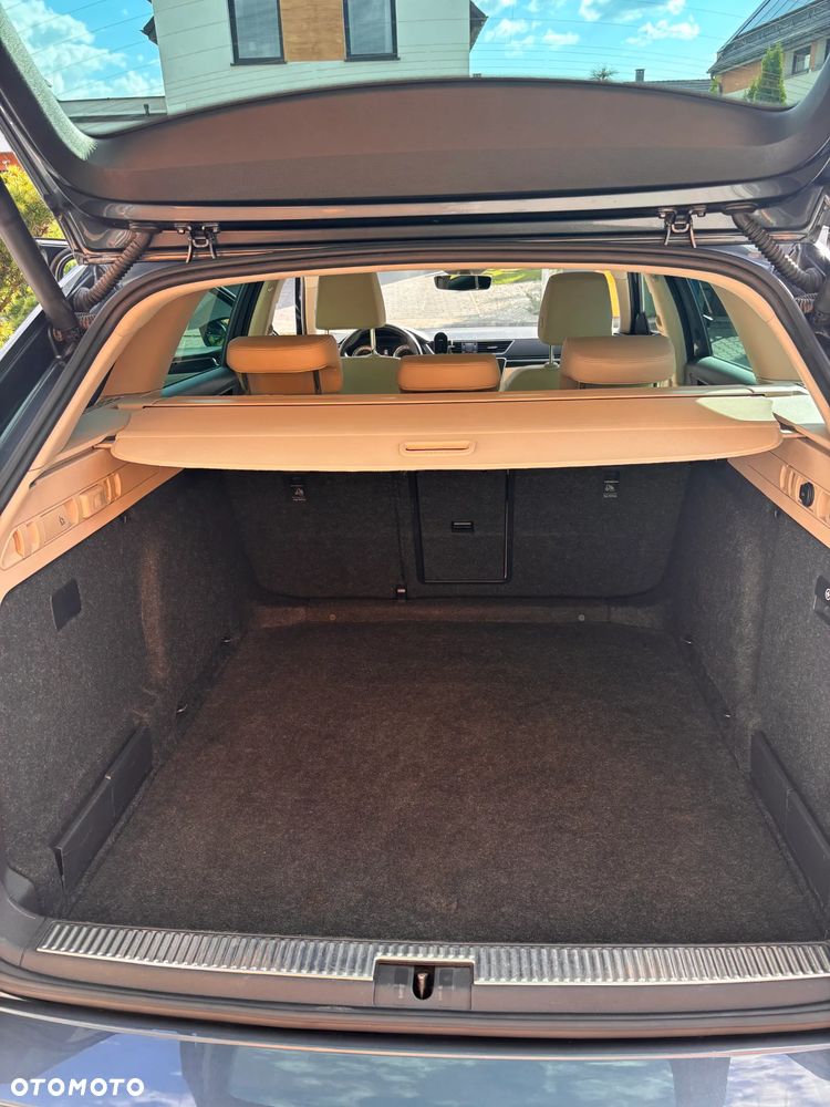 Skoda Superb 2.0 TDI L&K DSG - 10
