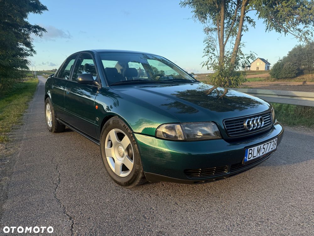 Audi A4 Limousine - 3