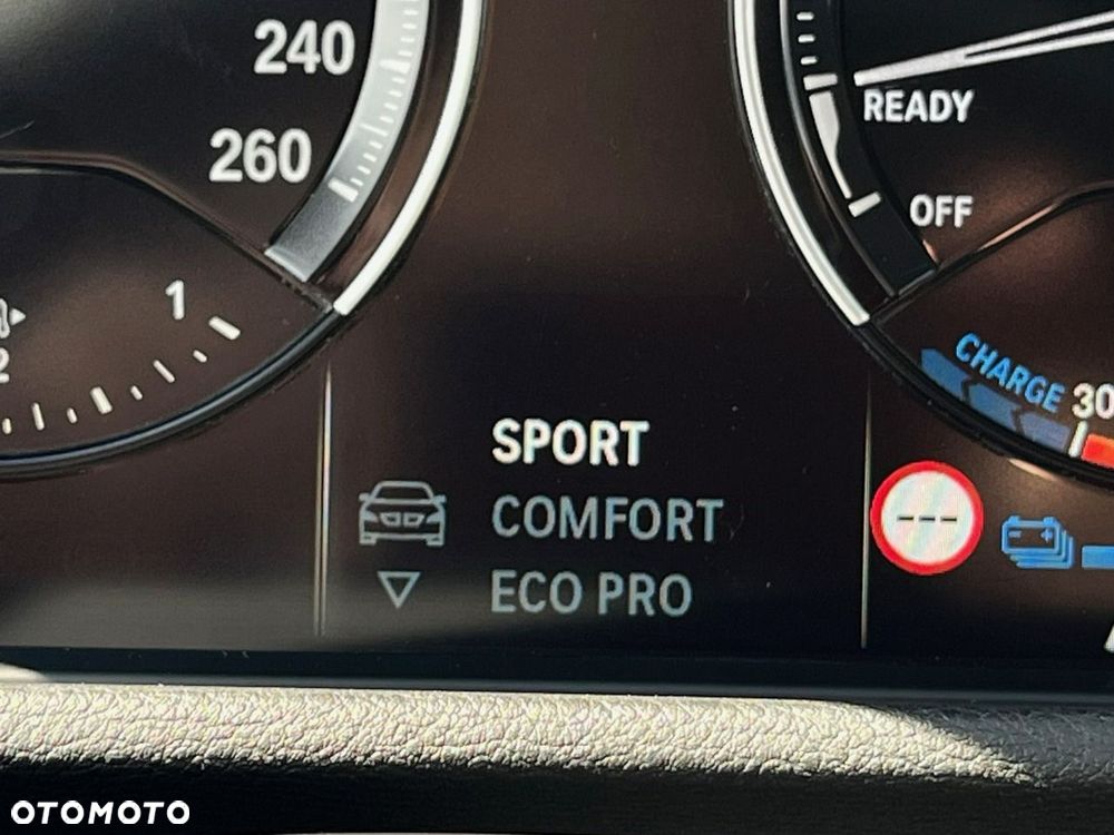 BMW X1 xDrive25e Advantage - 24
