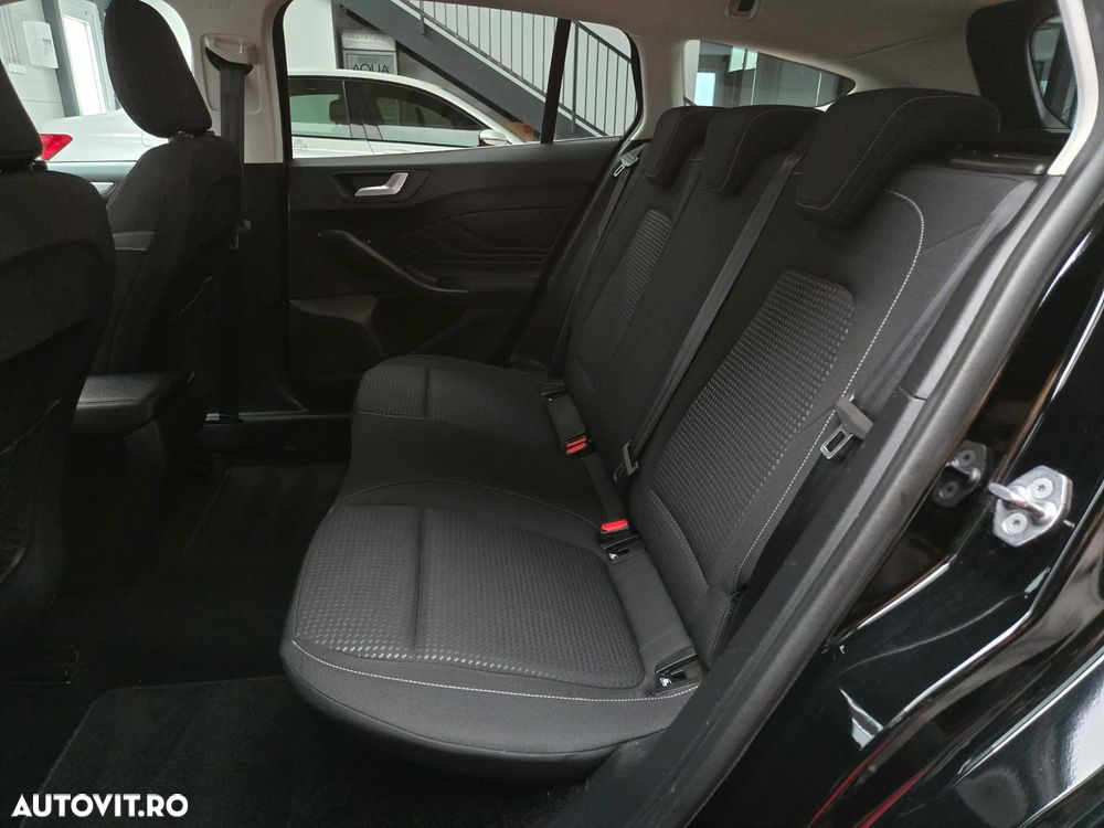 Ford Focus 1.5 EcoBlue Connected - 17