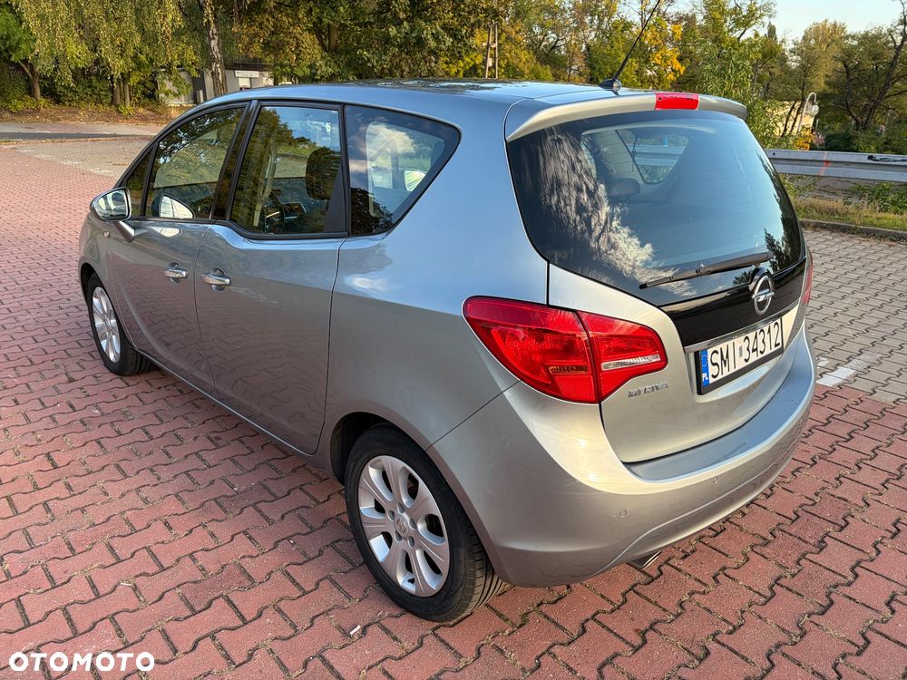 Opel Meriva - 9