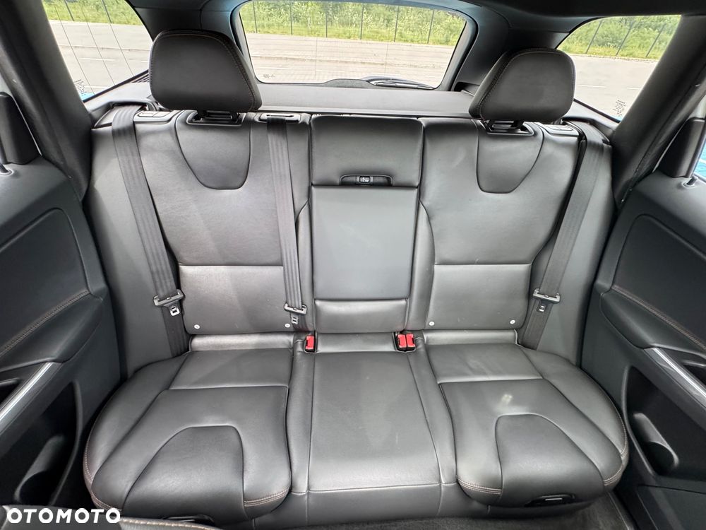 Volvo XC 60 D4 Drive-E Summum - 37