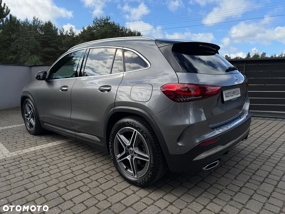 Mercedes-Benz GLA 200 d 4-Matic AMG Line - 14