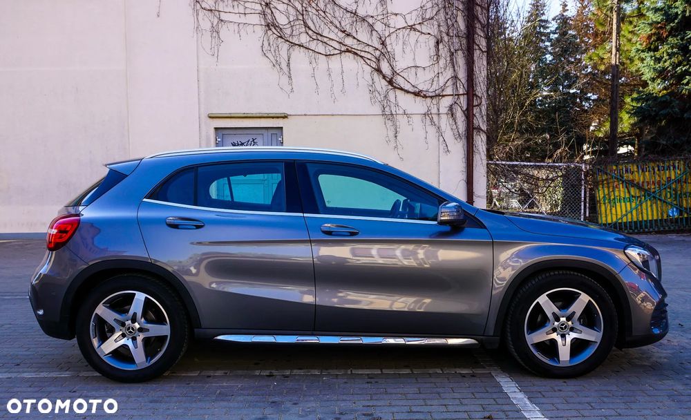 Mercedes-Benz GLA 200 7G-DCT AMG Line - 18