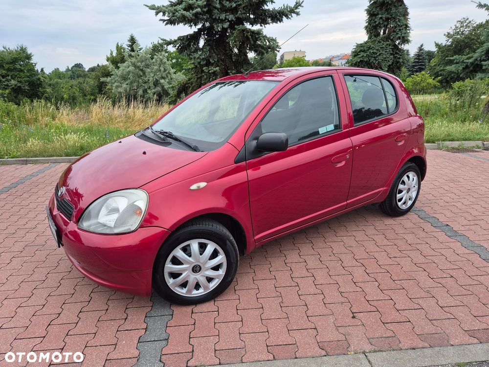 Toyota Yaris - 4