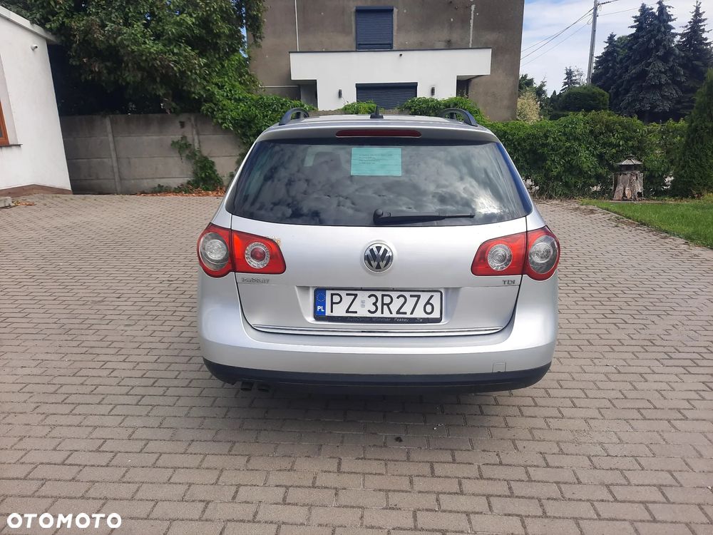 Volkswagen Passat - 5