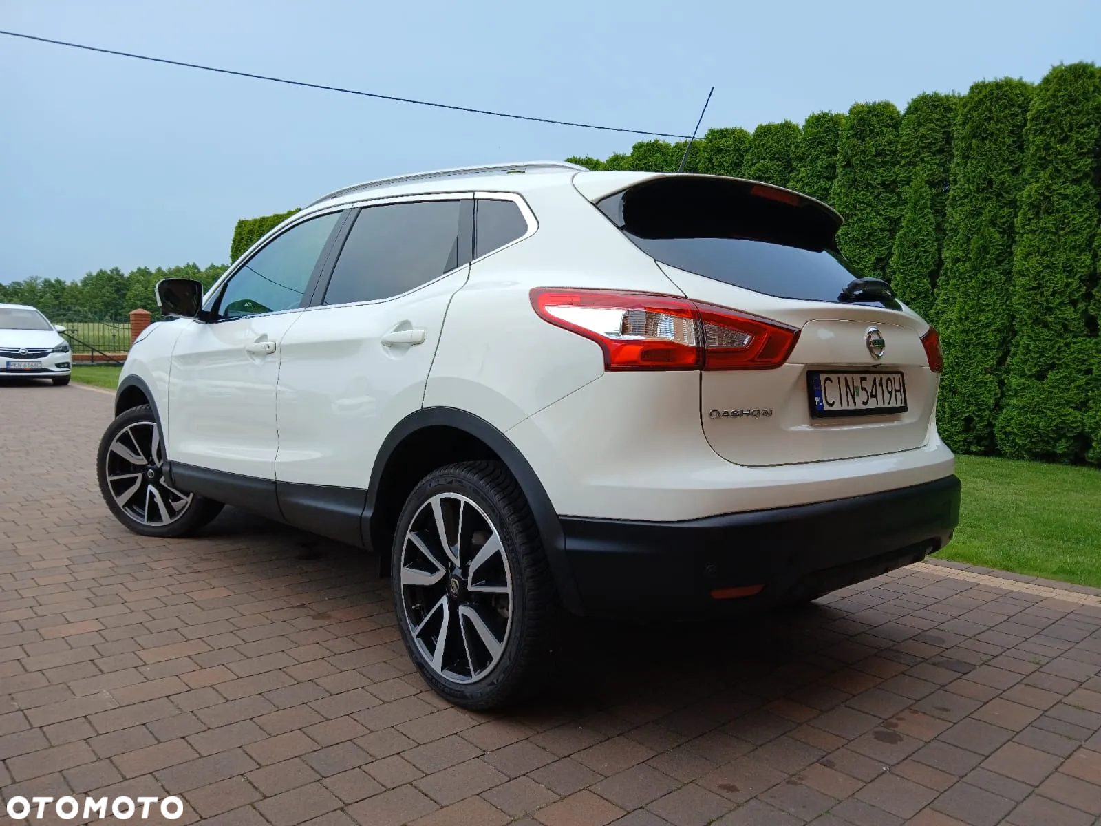 Nissan Qashqai 1.6 DIG-T Tekna+ - 4