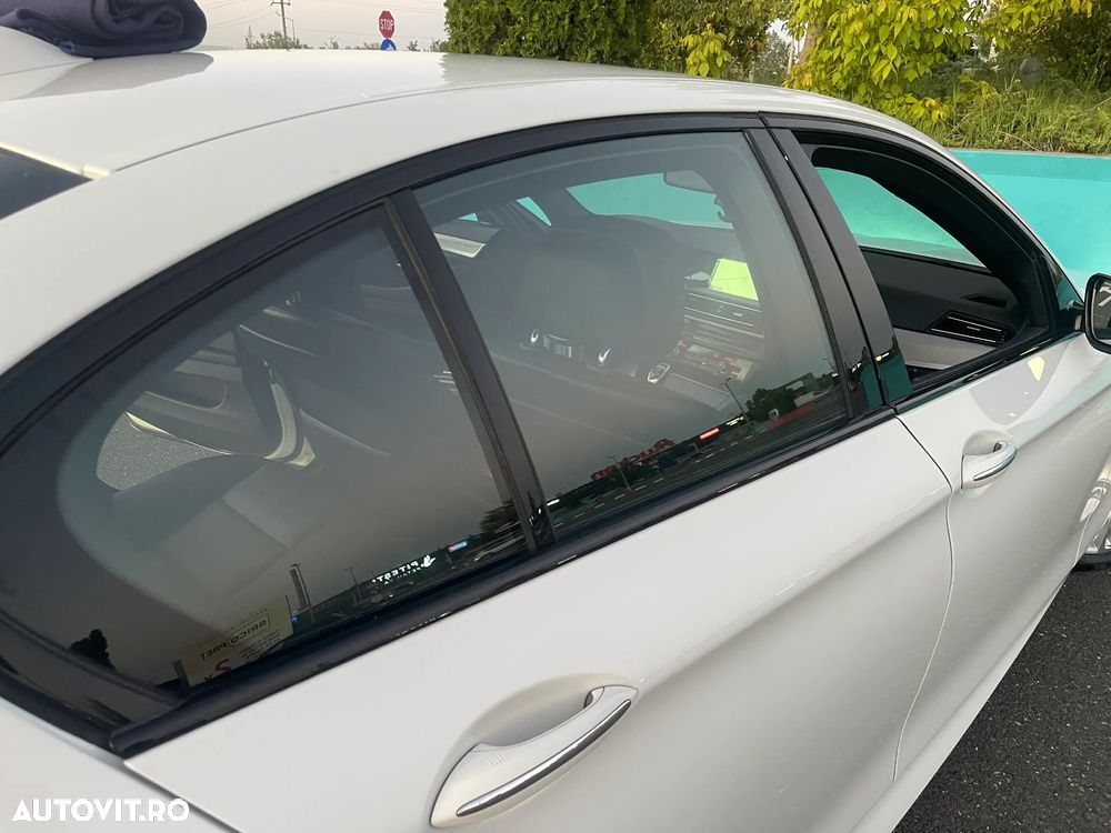 BMW Seria 5 520d Sport-Aut. - 26