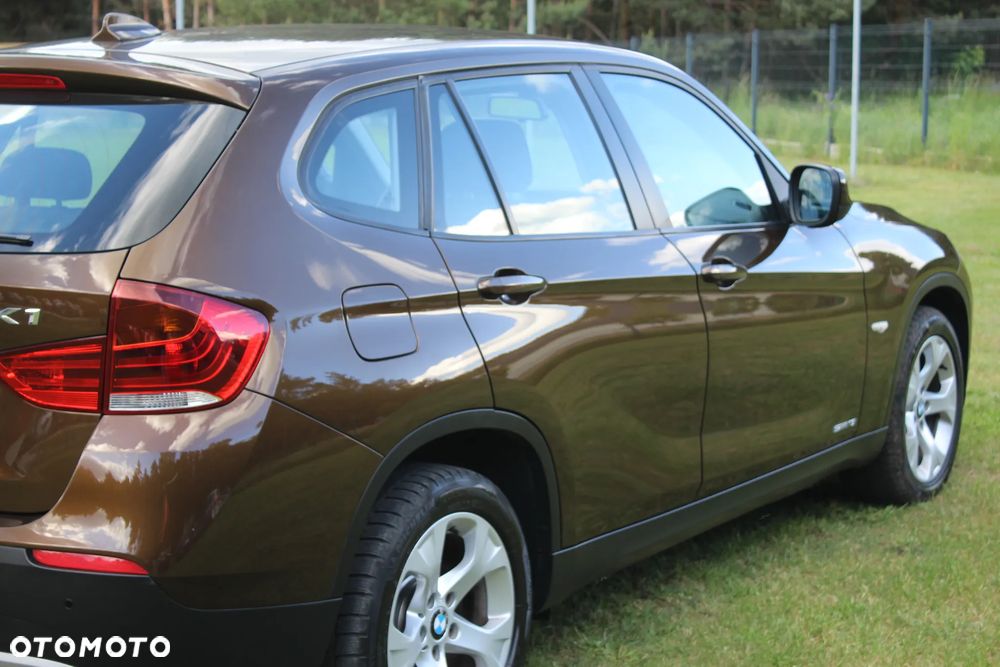 BMW X1 sDrive18i Sport Line - 9