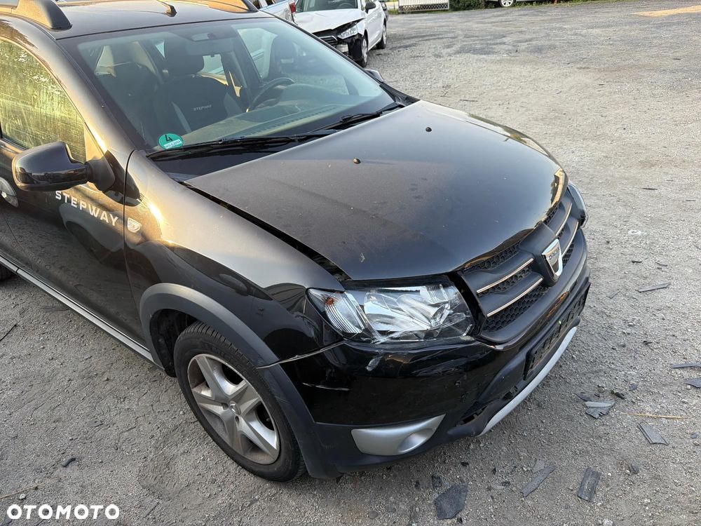 Dacia Sandero Stepway TCe 90 (S&S) Celebration - 2