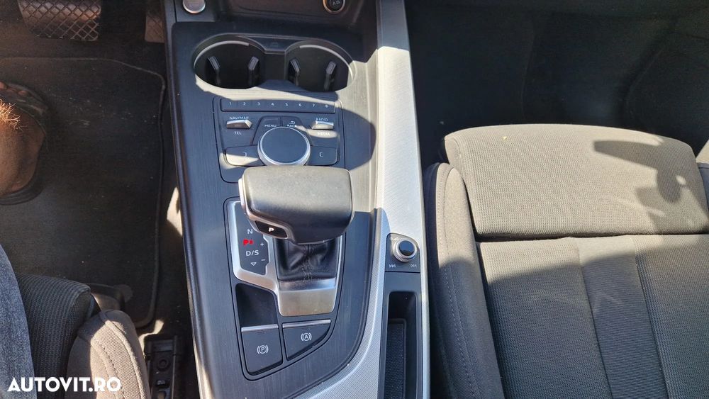 Audi A4 Avant 2.0 TDI S tronic Sport - 6