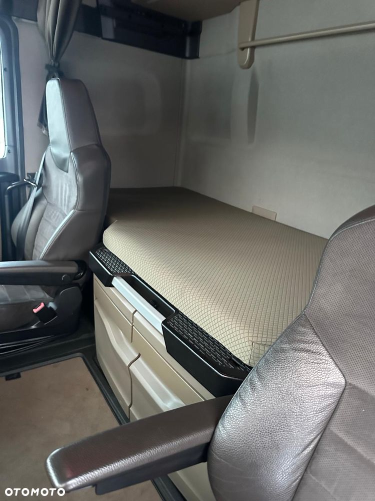 MAN TGX 18.510 XXL - 24