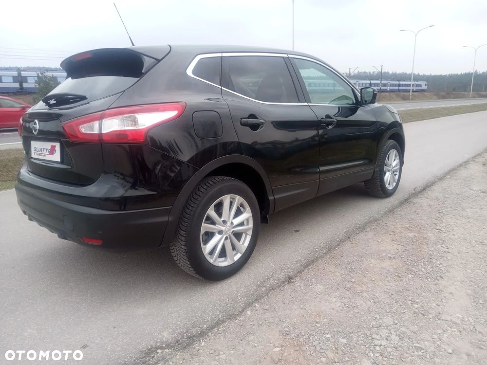 Nissan Qashqai 1.2 DIG-T N-Vision - 9