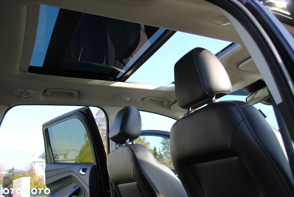 Ford Kuga 2.0 TDCi 4x2 Titanium - 27