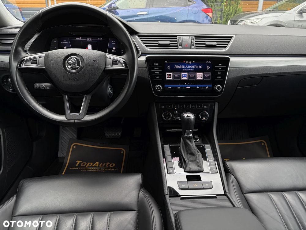 Skoda Superb 2.0 TDI DSG Sportline - 38