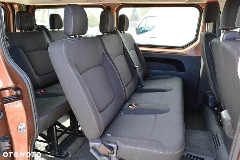 Renault Trafic Grand 1.6 dCi - 27