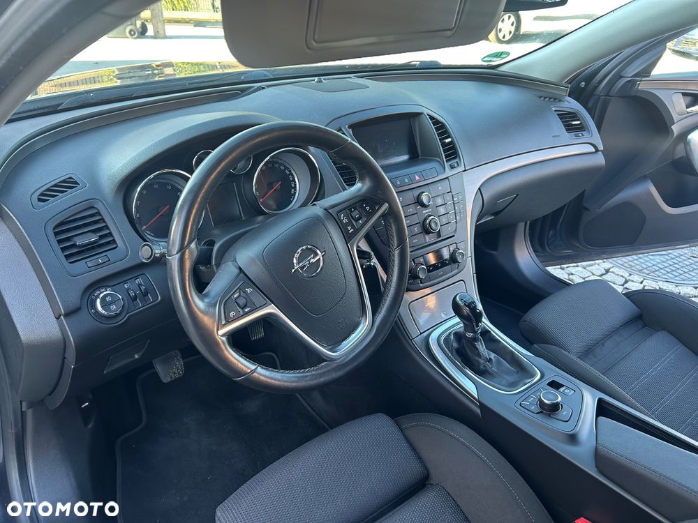 Opel Insignia 1.8 Active - 11