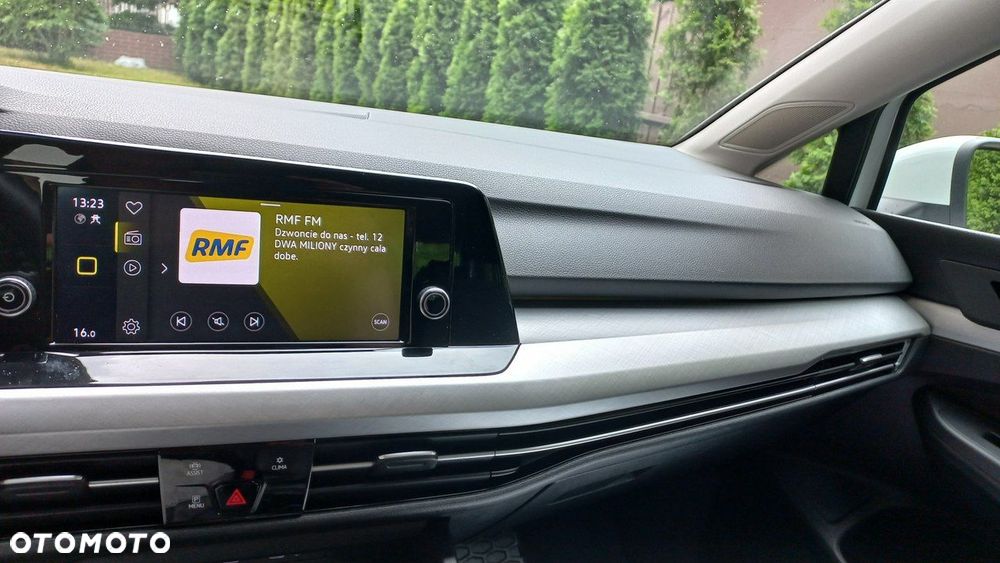 Volkswagen Golf - 31