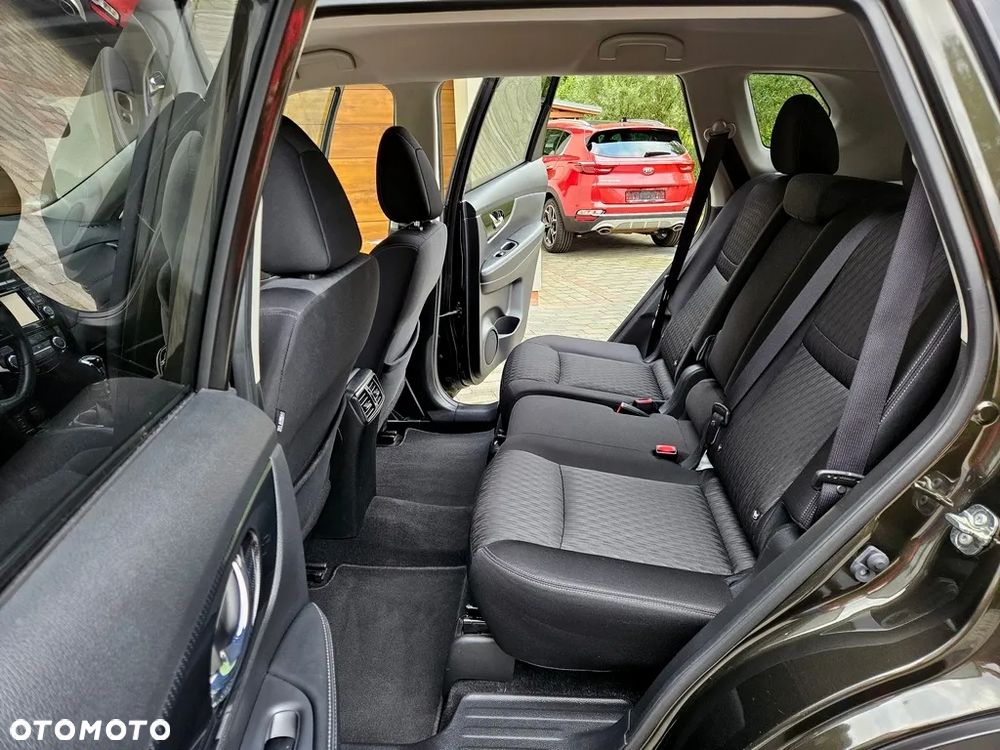 Nissan X-Trail 1.6 DIG-T N-Connecta 2WD - 21