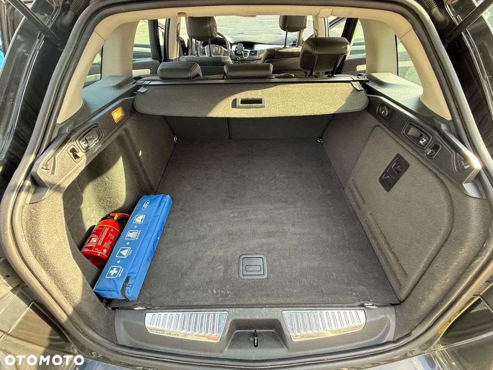 Renault Laguna dCi 150 FAP Dynamique - 13