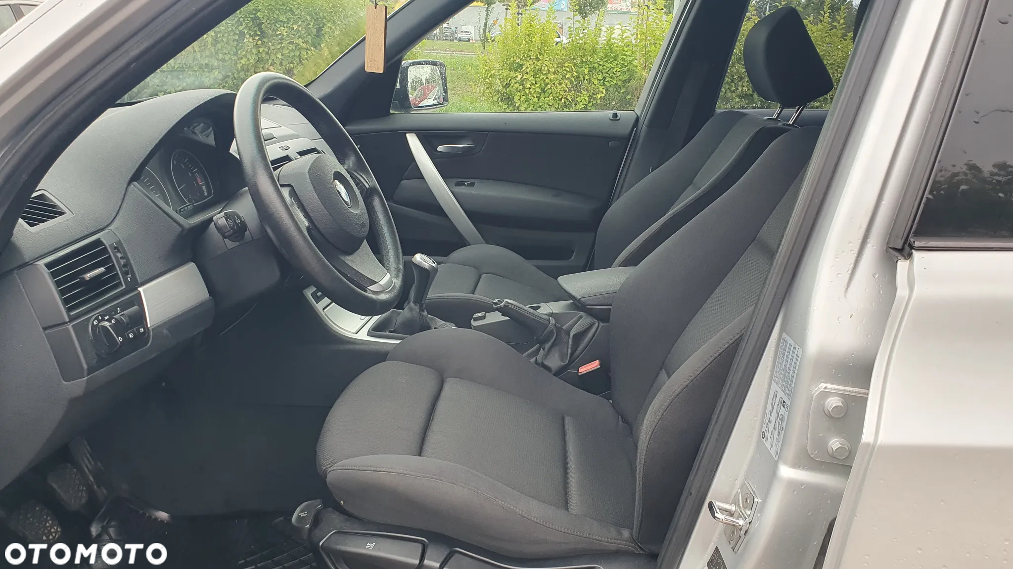 BMW X3 2.0i - 8