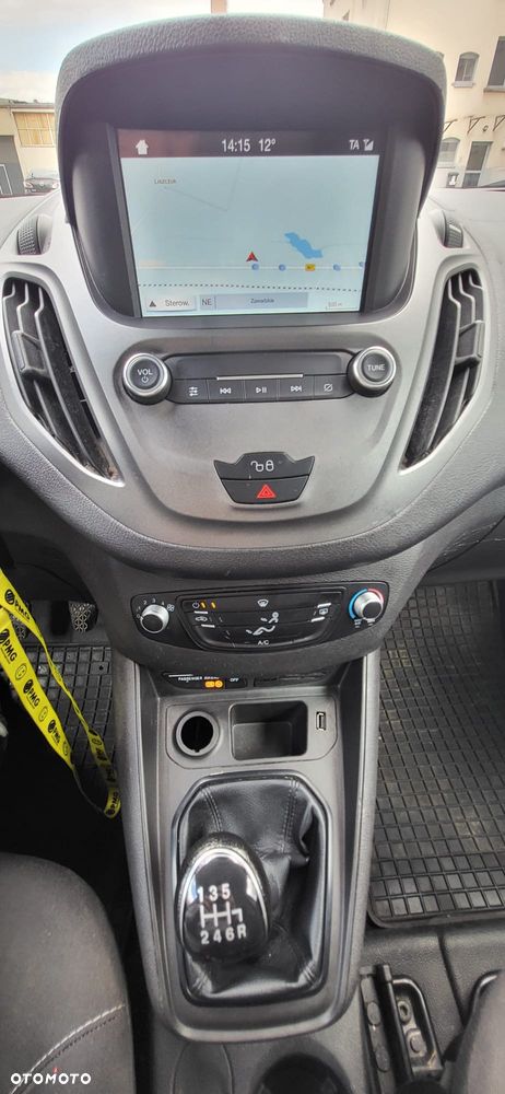 Ford Transit Courier - 8