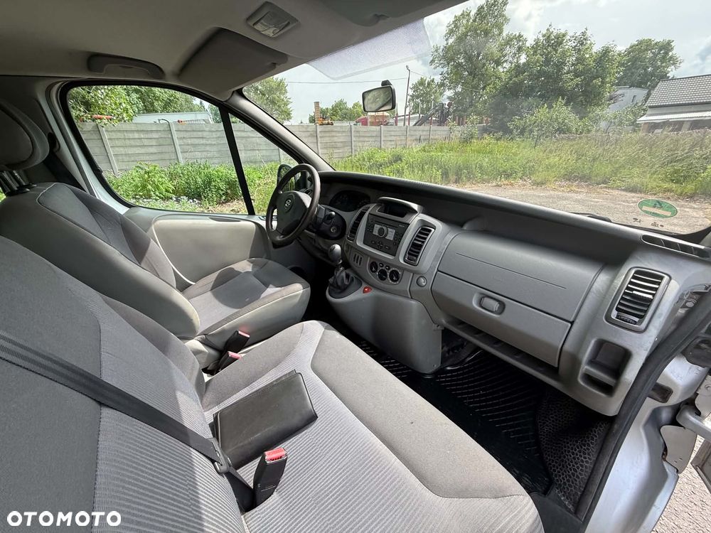 Opel Vivaro Tour - 5