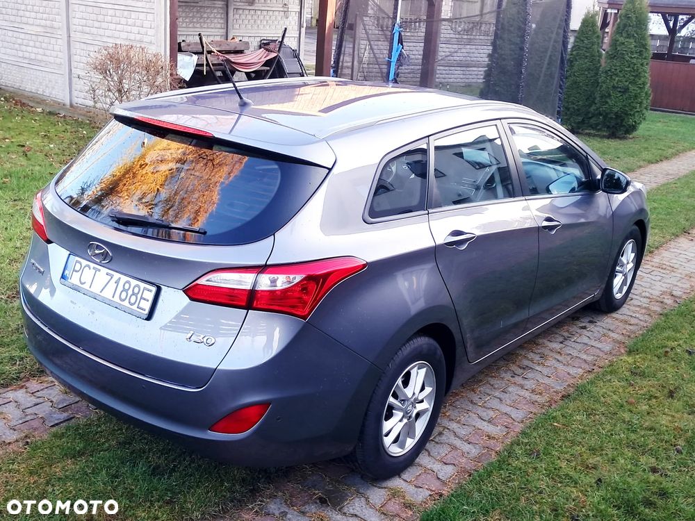 Hyundai i30 1.6 CRDi Trend - 14