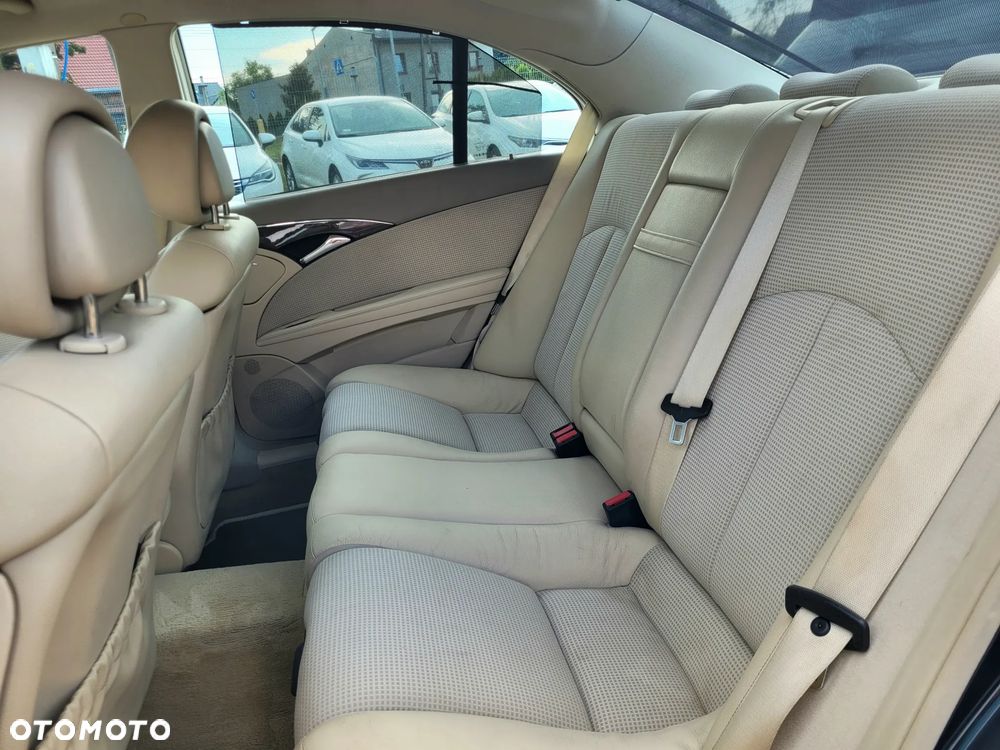 Mercedes-Benz Klasa E 280 CDI 4-Matic Avantgarde - 8