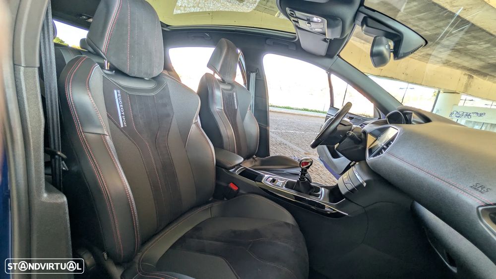 Peugeot 308 1.6 e-THP GTi - 12