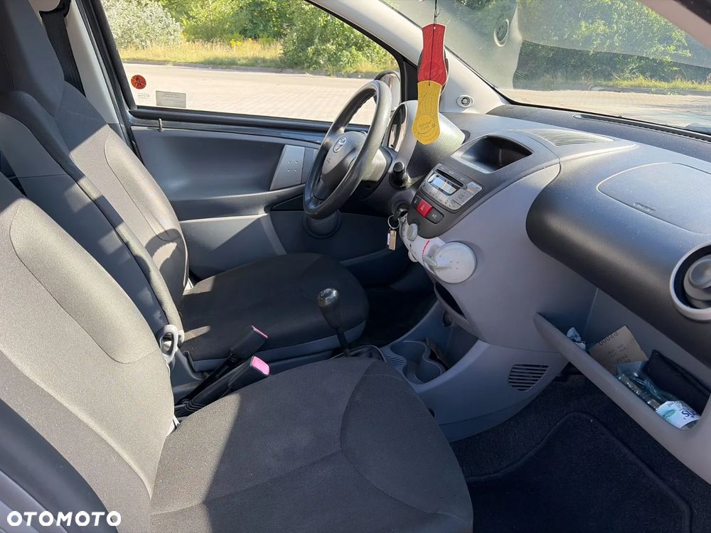 Toyota Aygo - 11