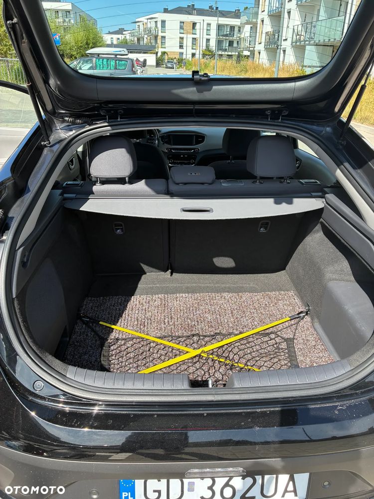 Hyundai IONIQ Hybrid Business - 14