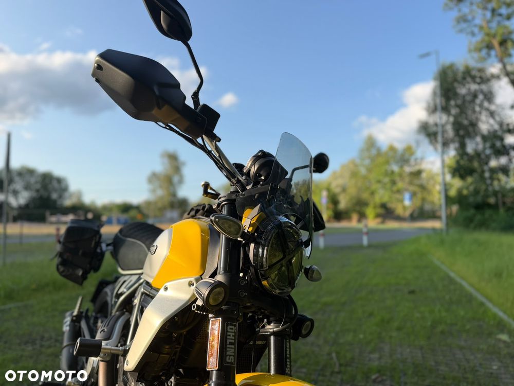 Ducati Scrambler - 16