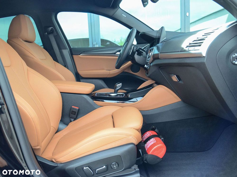 BMW X4 - 30
