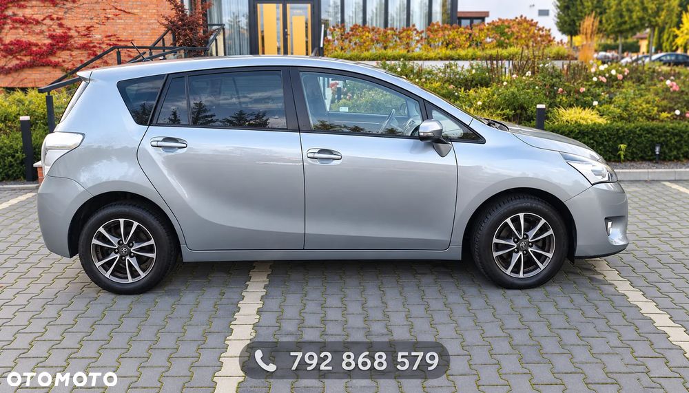 Toyota Verso - 18