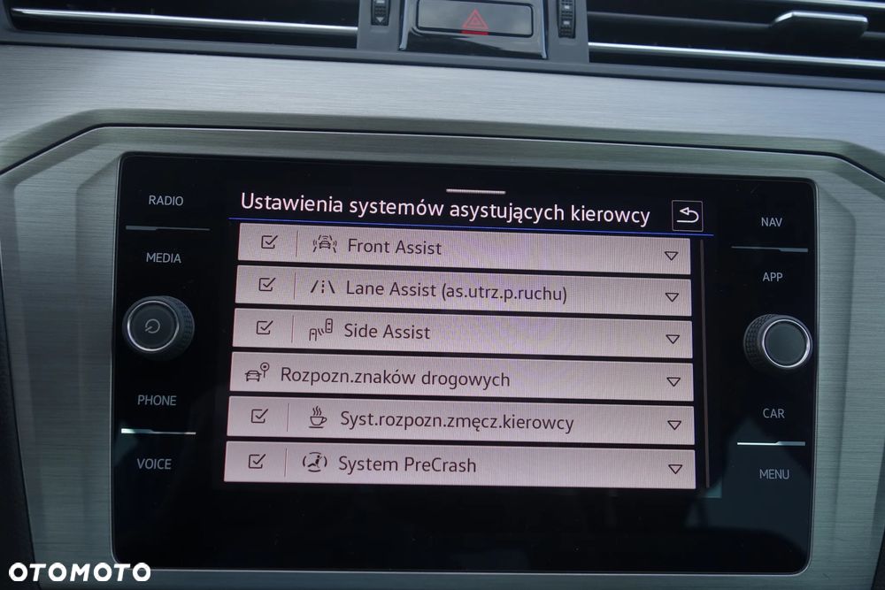 Volkswagen Passat 2.0 TDI EVO Business - 21
