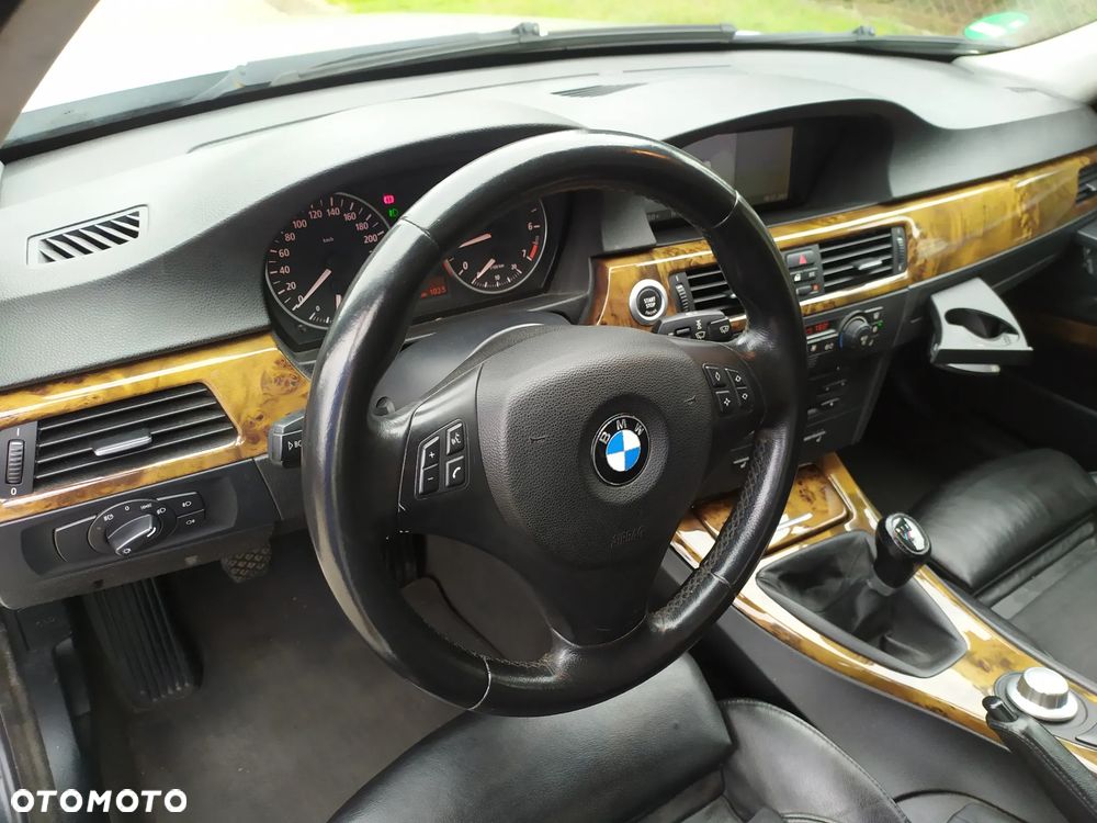 BMW Seria 3 - 29