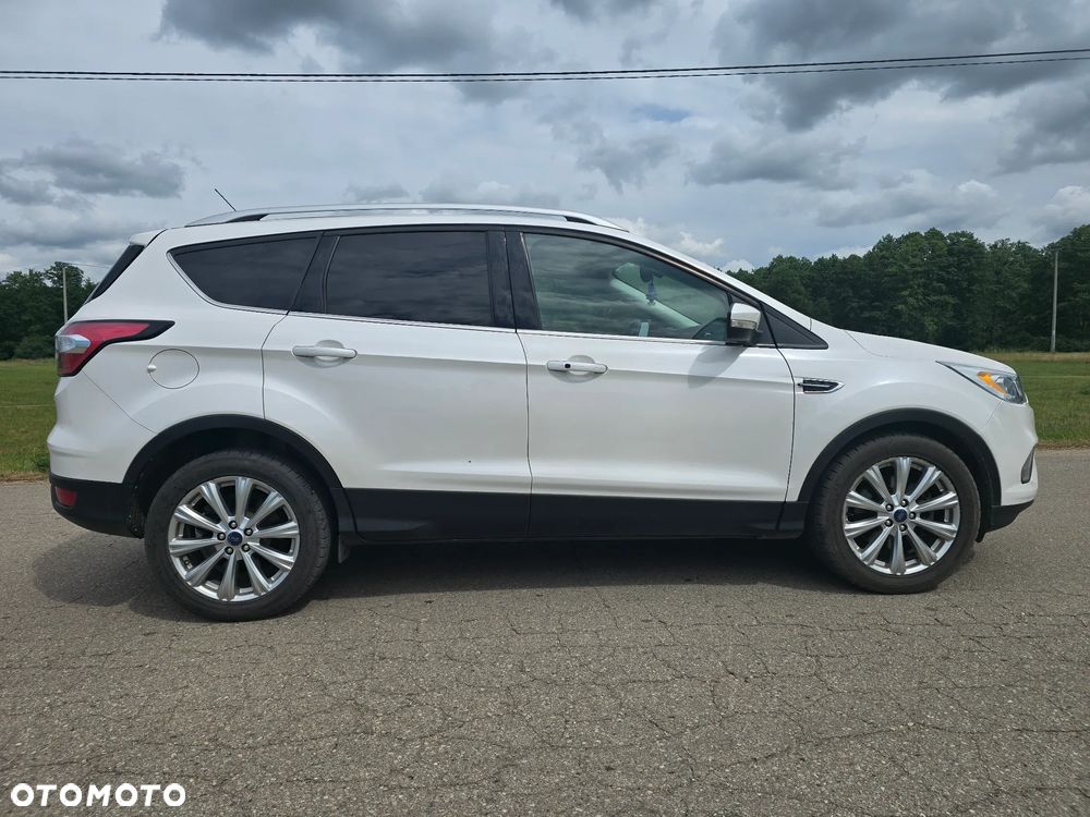 Ford Escape 2.0 EcoBoost AWD Titanium - 6