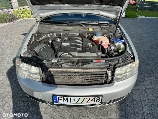 Audi A4 Limousine - 18